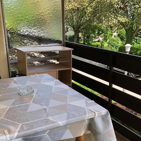 Gruesser Apartment *